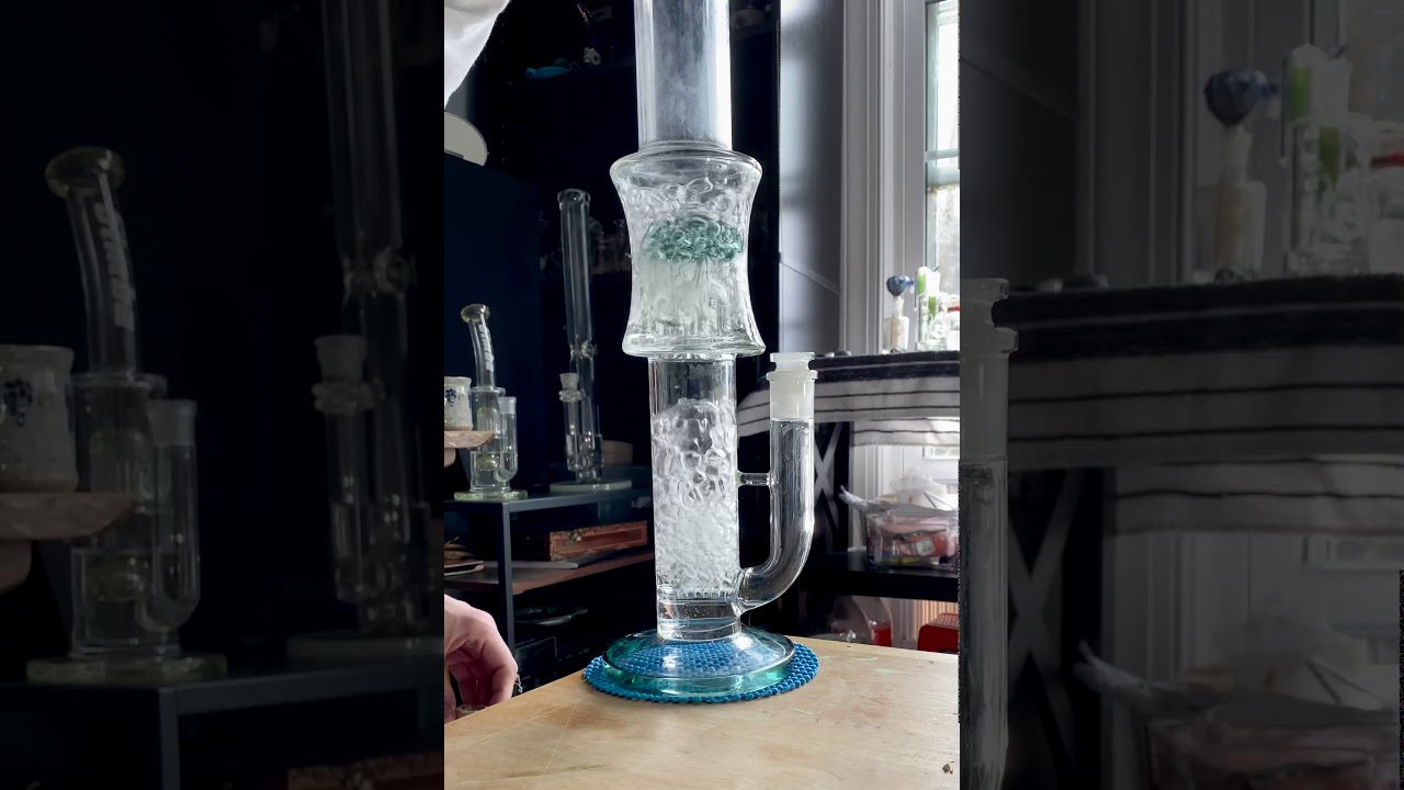 Bong rip! Agent Orange
