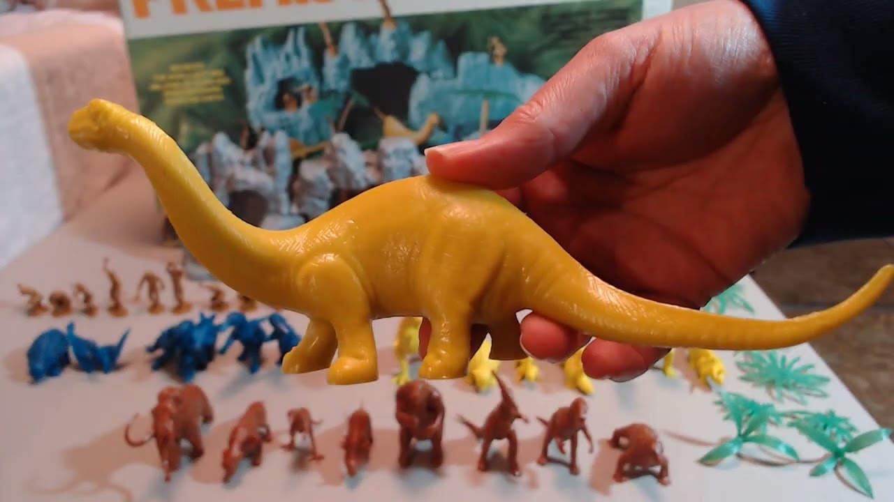 Marx Prehistoric Dinosaur Play Set #4208  1978