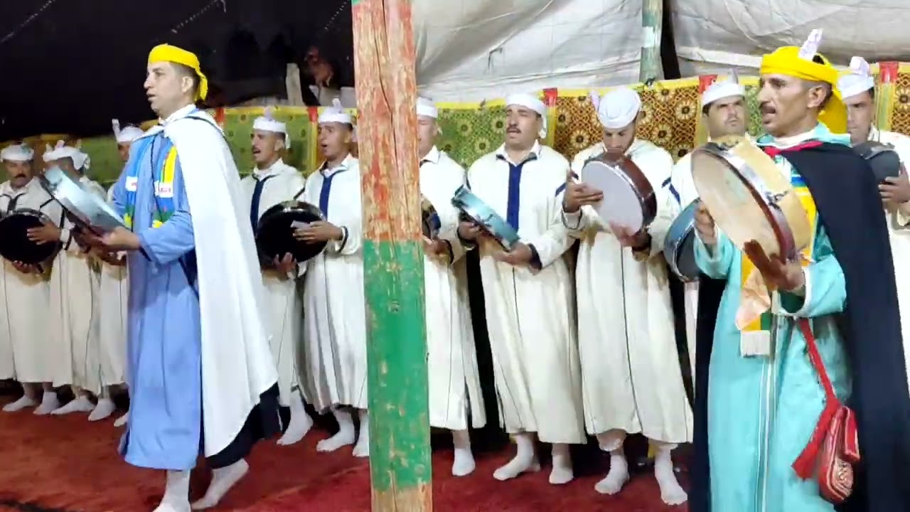 مواجهة حماسية بين فرقة احيدوس بويوسف عمار ايت حرز الله  ومجموعة تيفاوين عين الركادة ايت سغروشن 