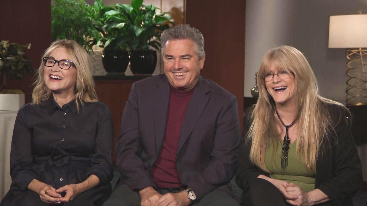 Brady Bunch Cast Reacts to Seeing Renovated House for the First Time!