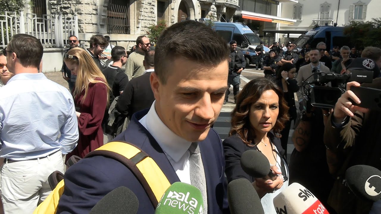 Gallarate, finito Remigration Summit: alcuni partecipanti escono a volto coperto