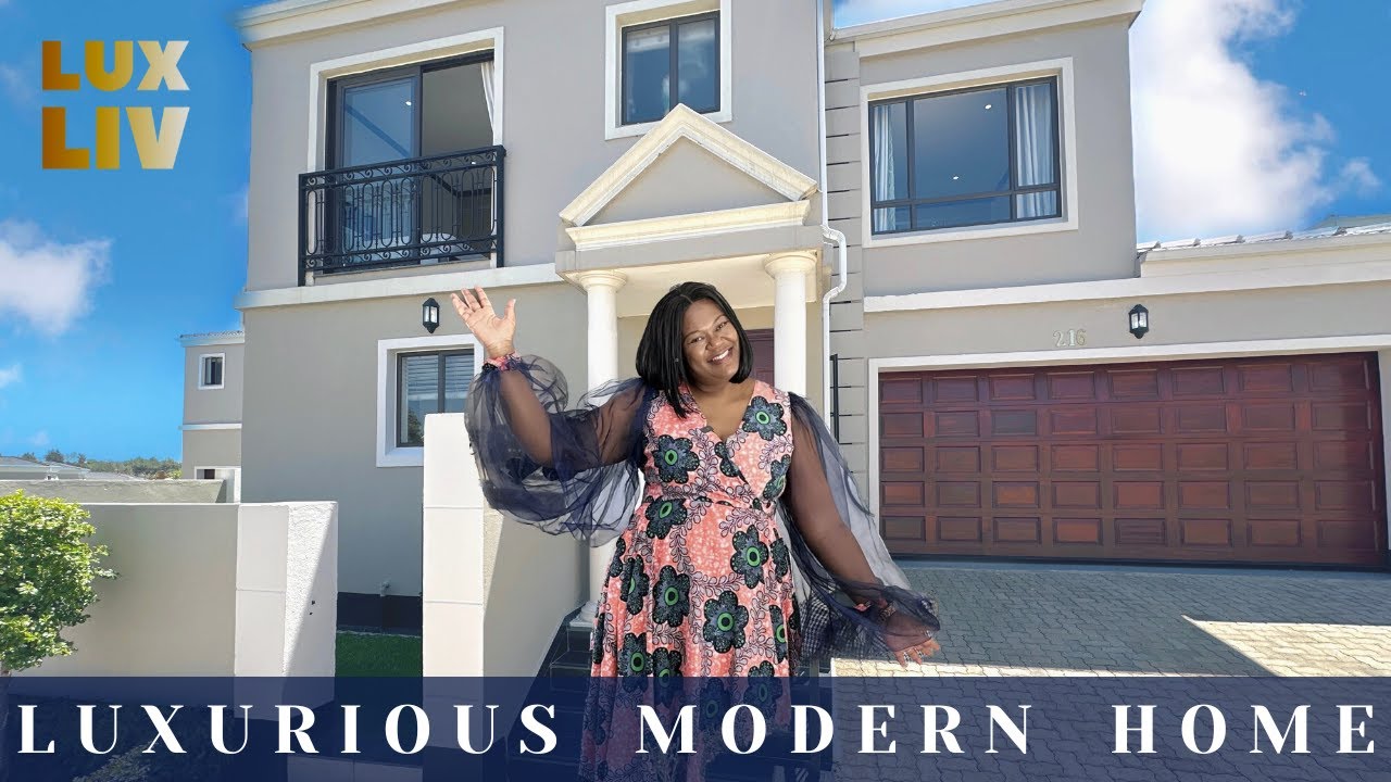 Step Inside R2,982,400 Luxurious Three Bedroom House in Mont Tremblant Estate
