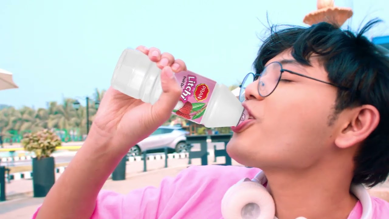 One sip of PRAN Litchi and make your feelings feel fresh!#PRANlitchi #refreshyourfeelings