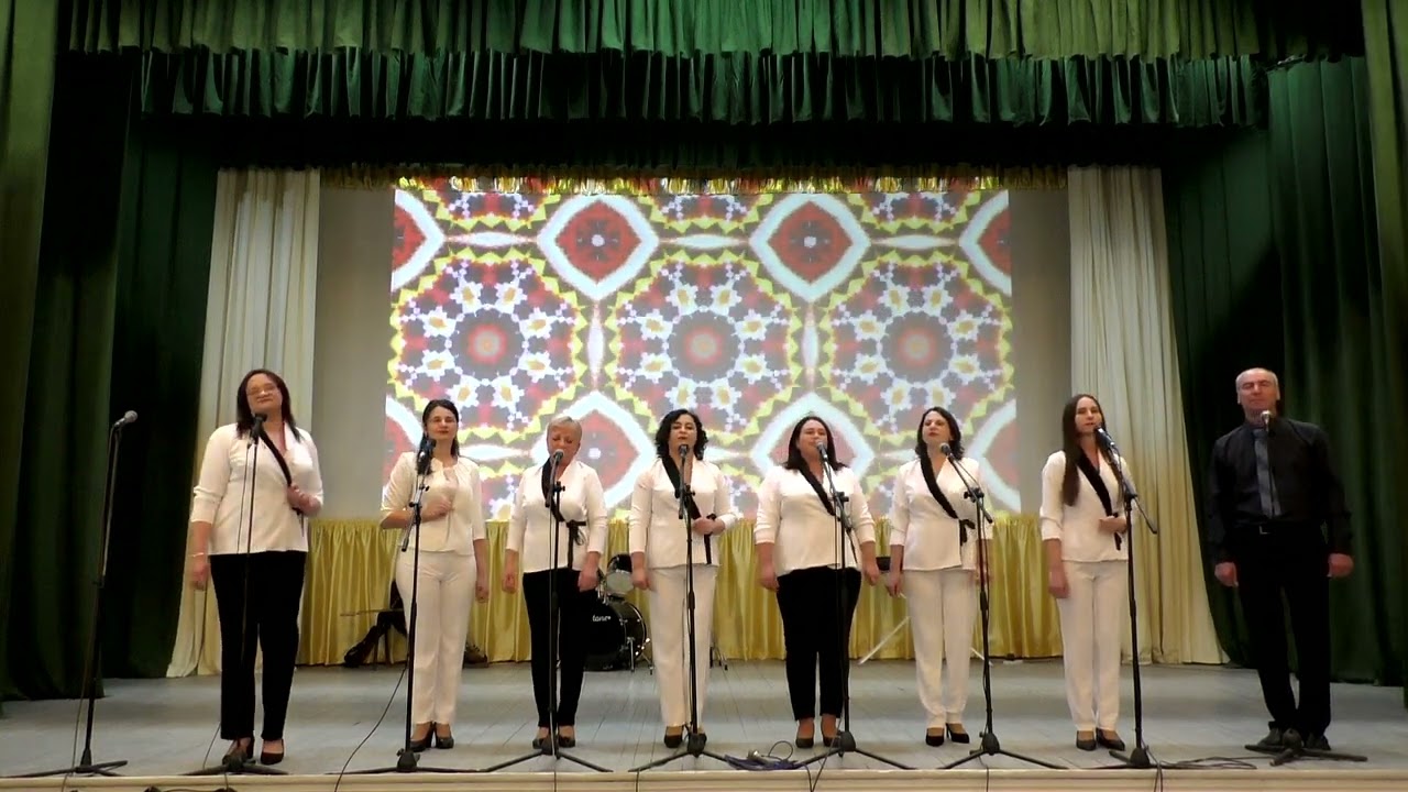 Народний вокальний ансамбль Ностальгія - Грай музико