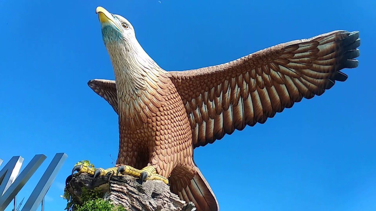 Langkawi Eagle Square - Dataran Lang Kuah Attractions