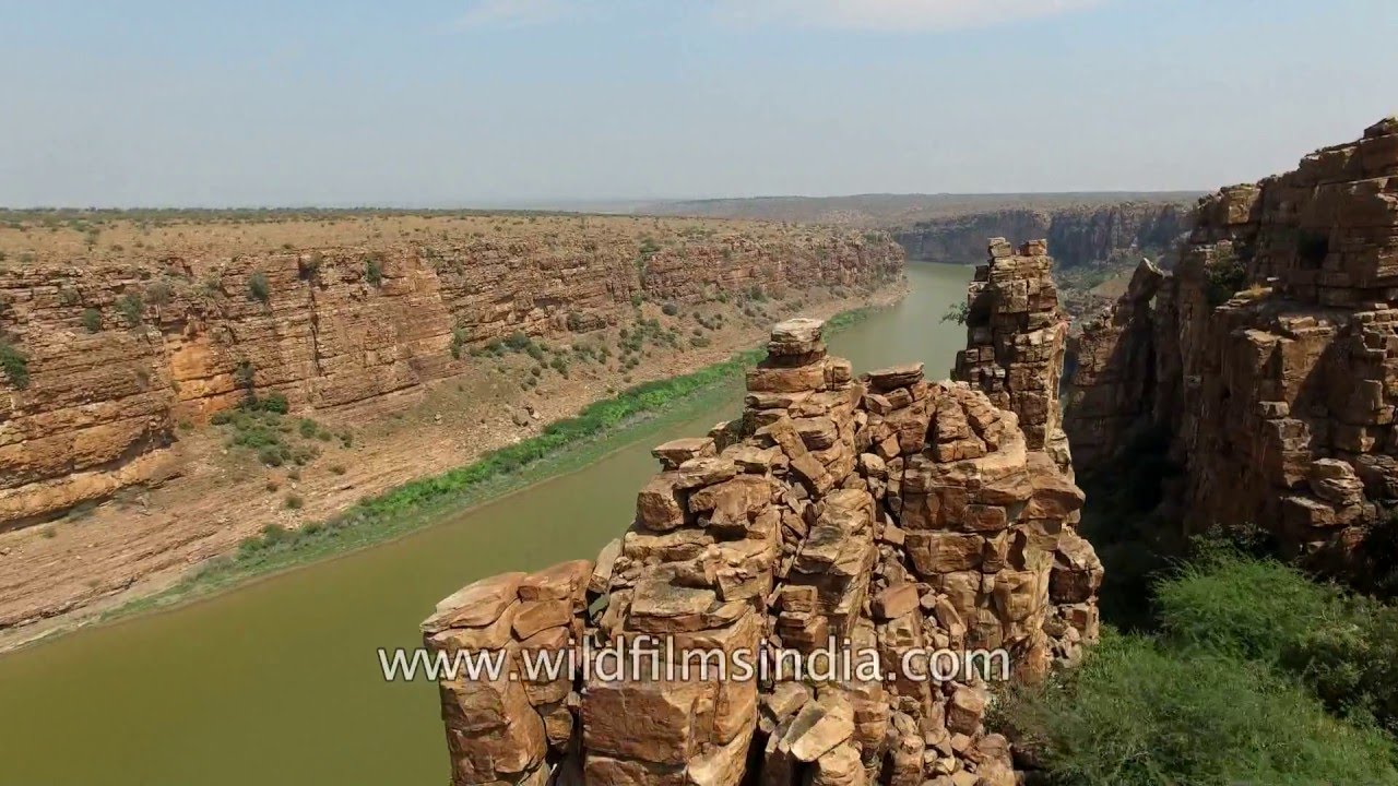 India's Grand Canyon - Gandikota gorge along river Pennar in Andhra