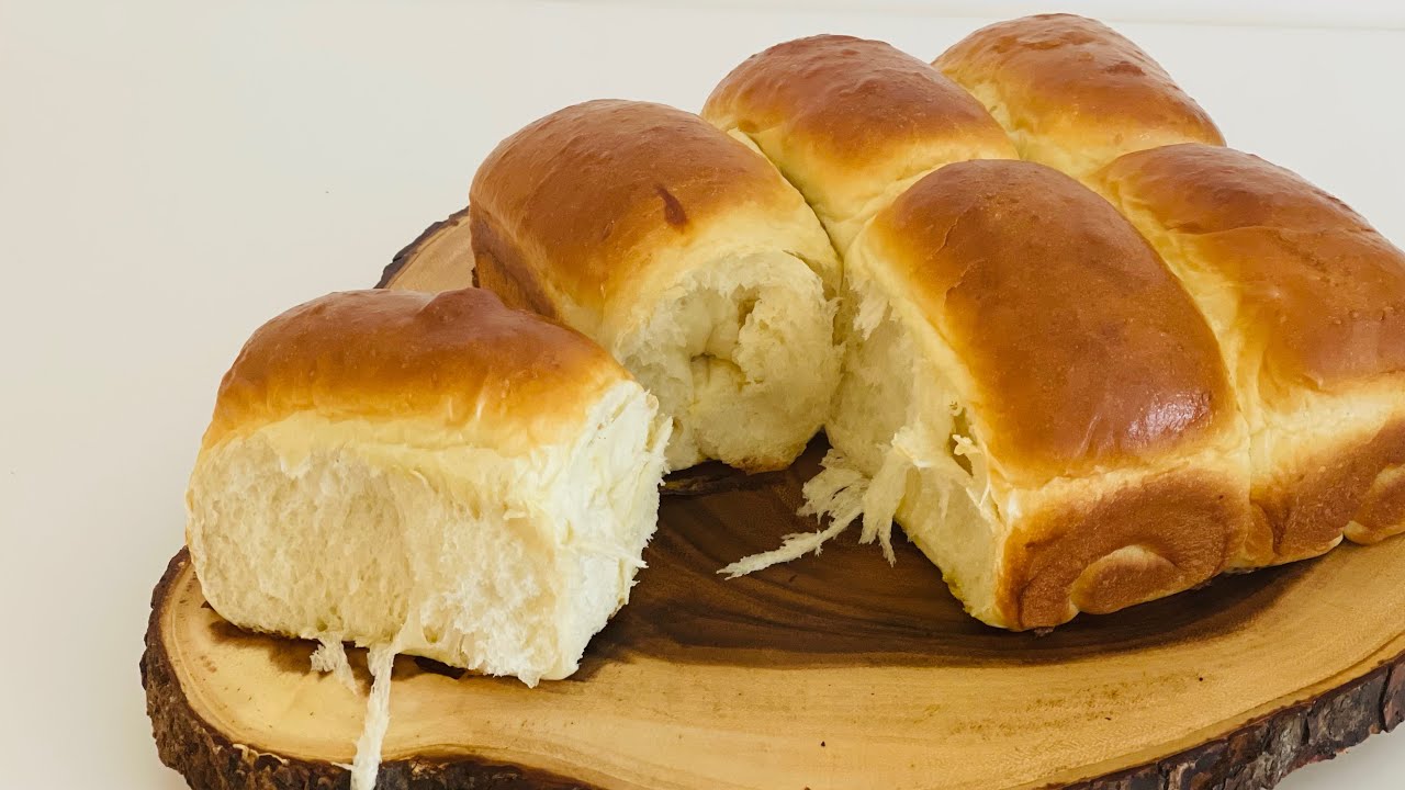 خبز الحليب الياباني Japanese Milk Bread