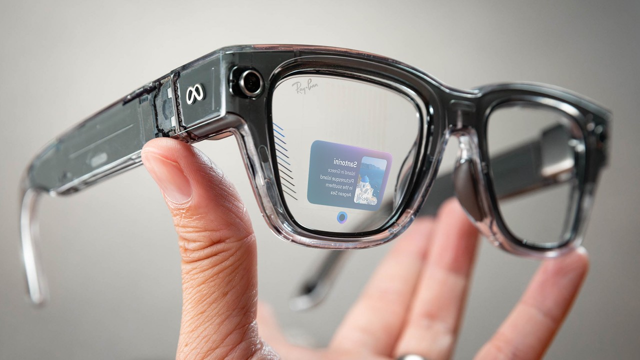 Hands-On: Meta Ray-Ban Display Smart Glasses!