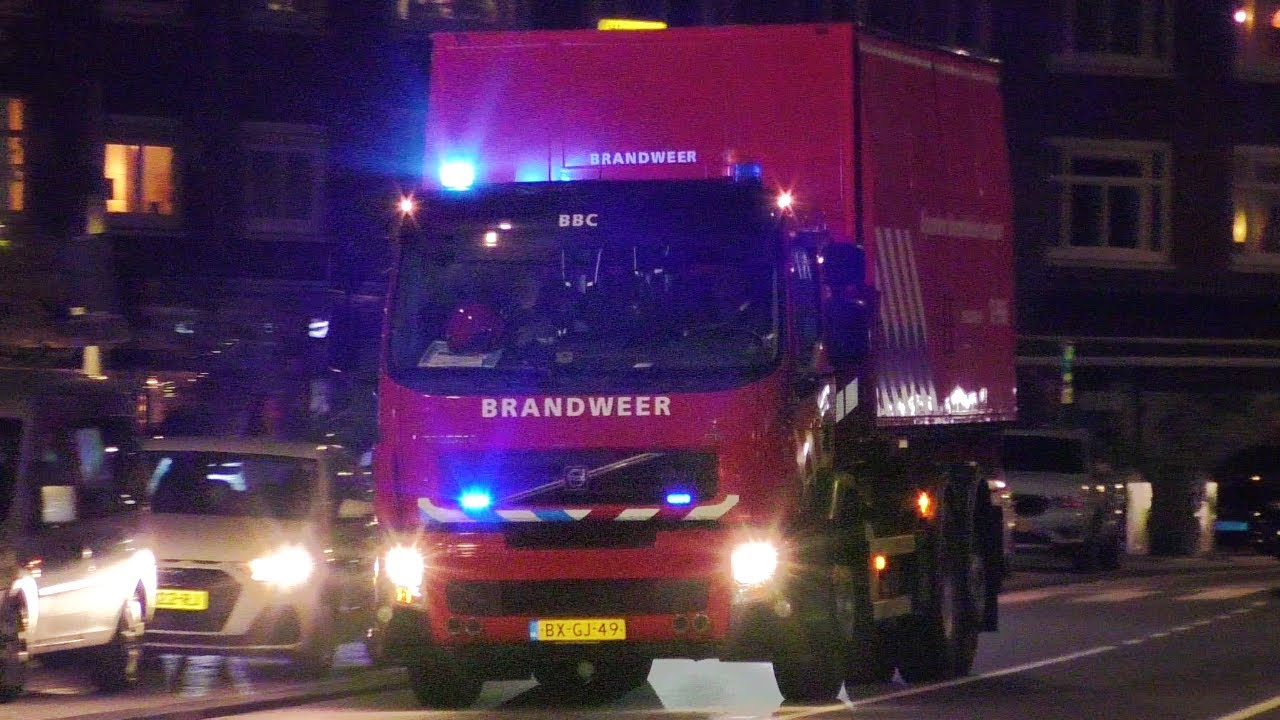 Grote brand in Amsterdam! - Brandweer komt met spoed ter plaatse bij grote brand in hotel Amsterdam!
