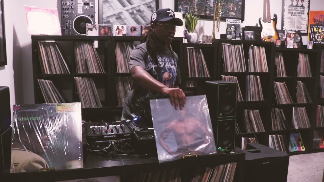 DJ Vinyl Vibes | 70s & 80s RnB Set (All Vinyl Mix)