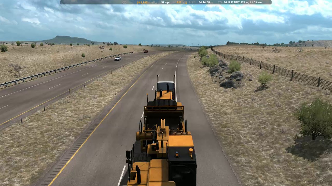 Heavy cargo: 45 ton zware grondverzetmachine