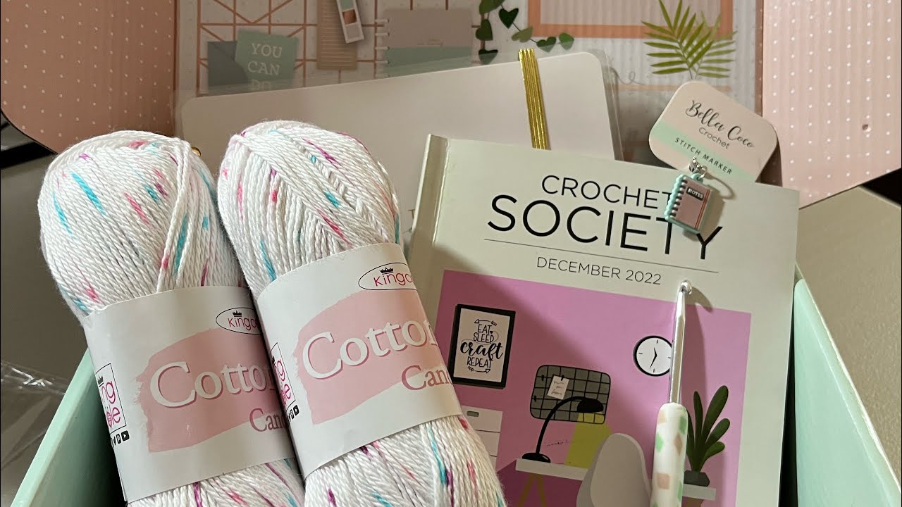 Crochet Society Subscription Box 40 Unboxing…which project should I CROCHET 🤔🥰🧶🤩