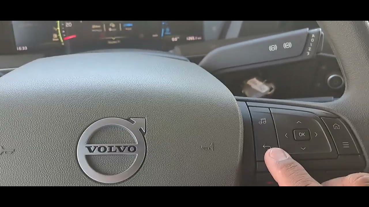 Dando uma atualizada nas configurações do painel do novo Volvo 2023.