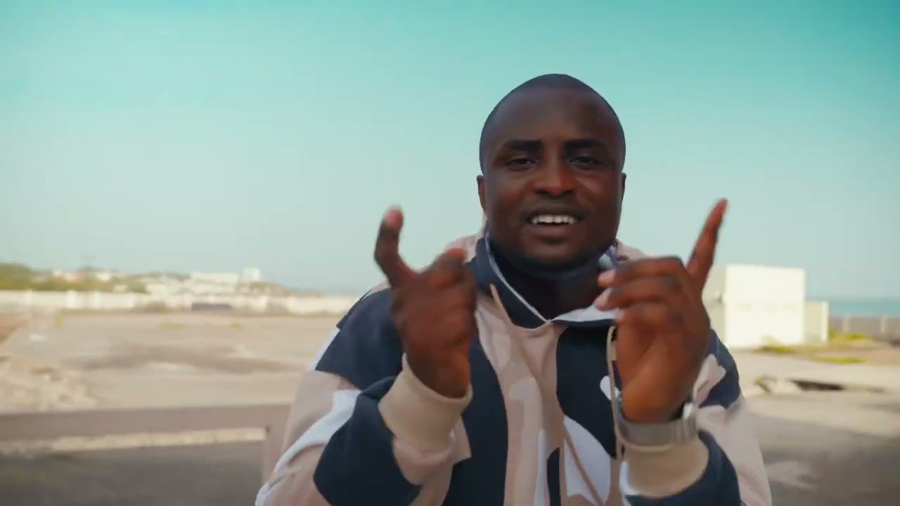 SAMINEM4LF BREKETE (Visual video)