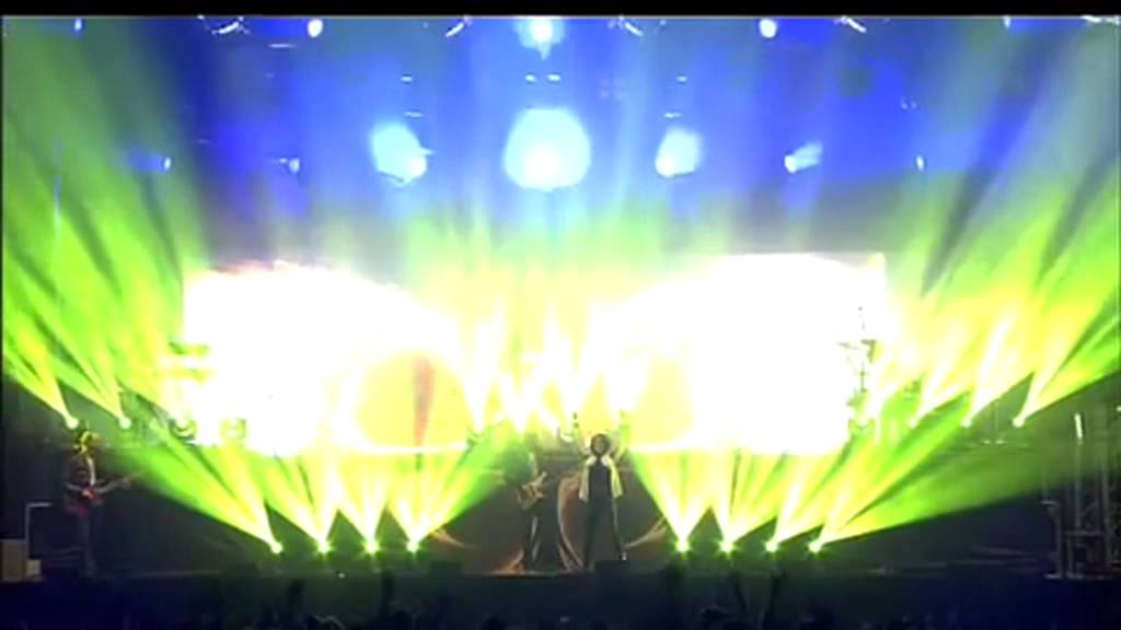 Within Temptation - In The Middle Of The Night (Lowlands 2011)