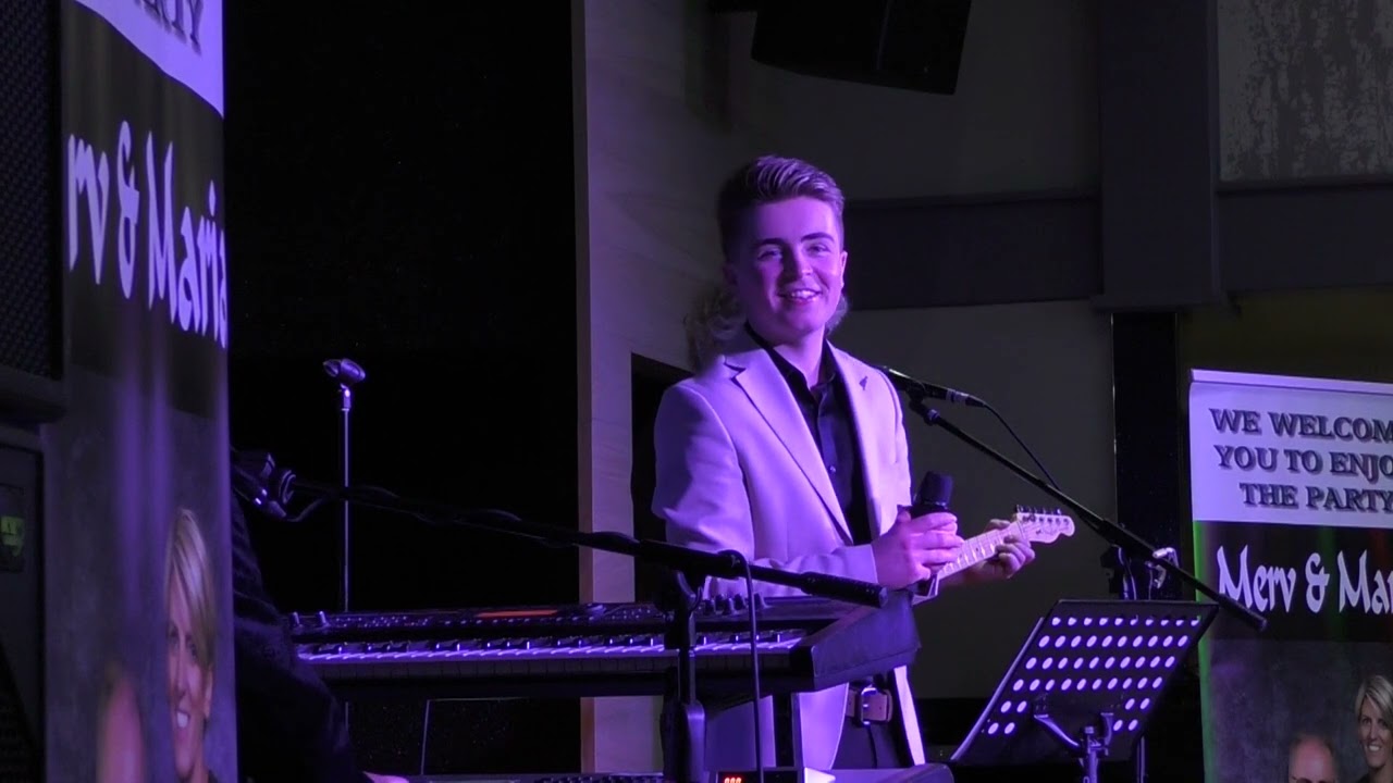 Owen Mac - Waltz of the angels