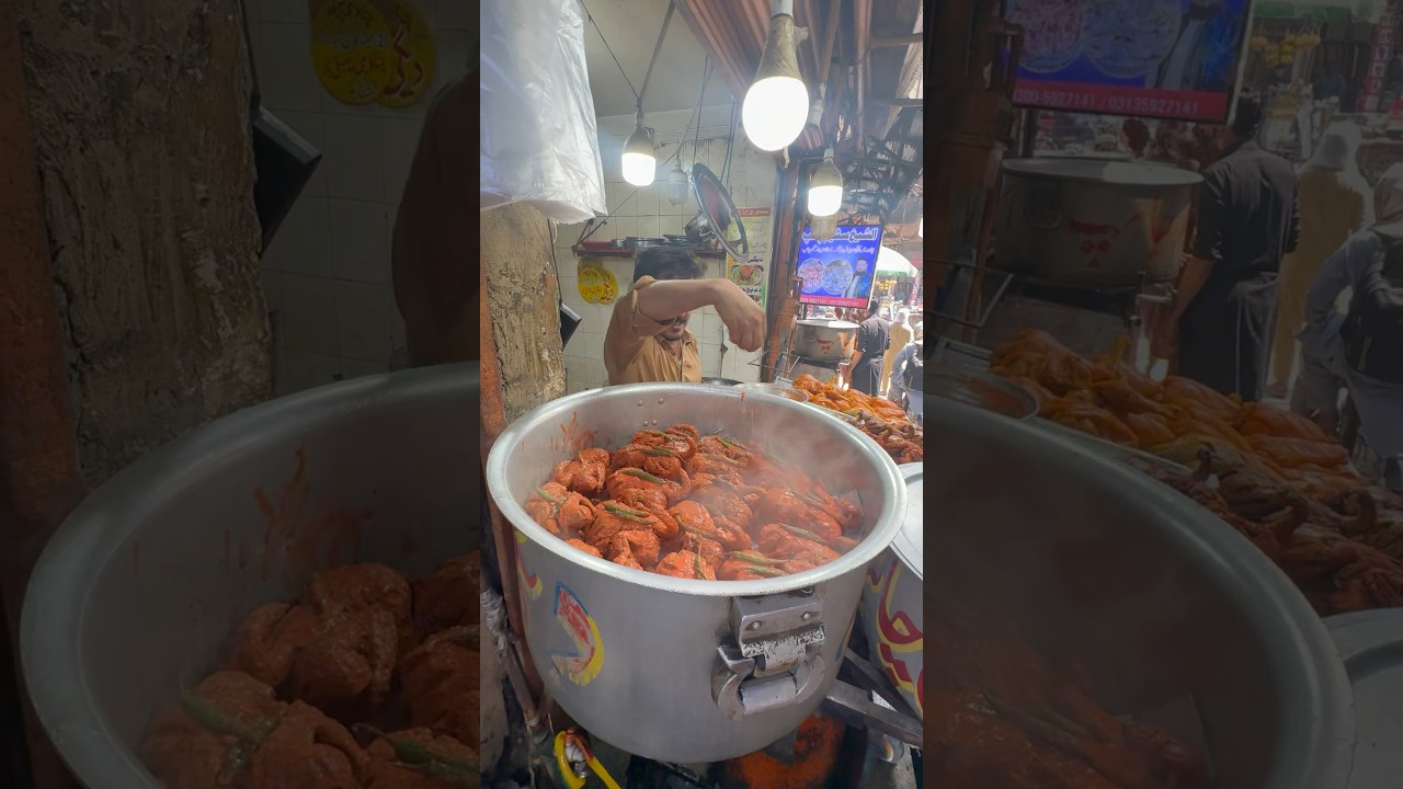 Pakistani biggest deg steam roast full chicken #streetfood #food #shortvideo #foodie #pakistanifood