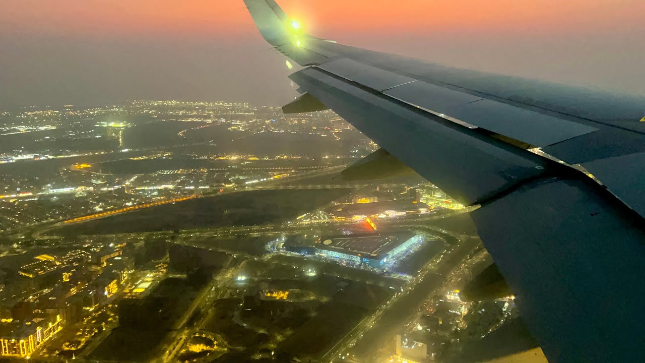 Airbus A320 Landing in Jeddah