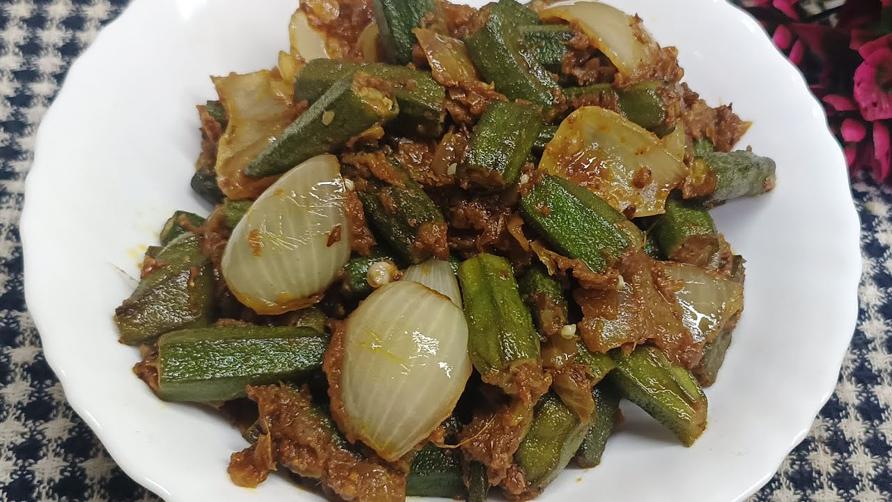 भिन्डी दो प्याज़ा इस तरह बनाएँगे तो चाटेंगे उंगलियाँ-Bhindi do Pyaza Recipe भिन्डी दो प्याज़ा