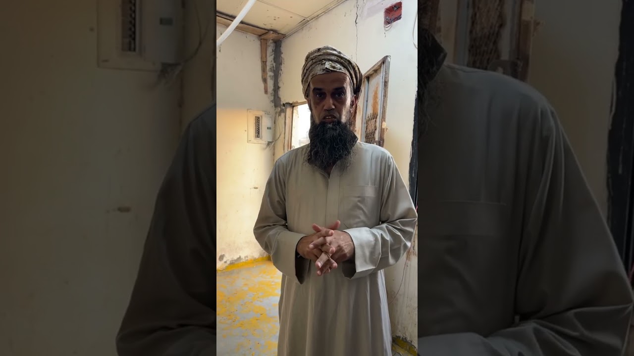 الأخطبوط مربي حمّام الباكستاني 