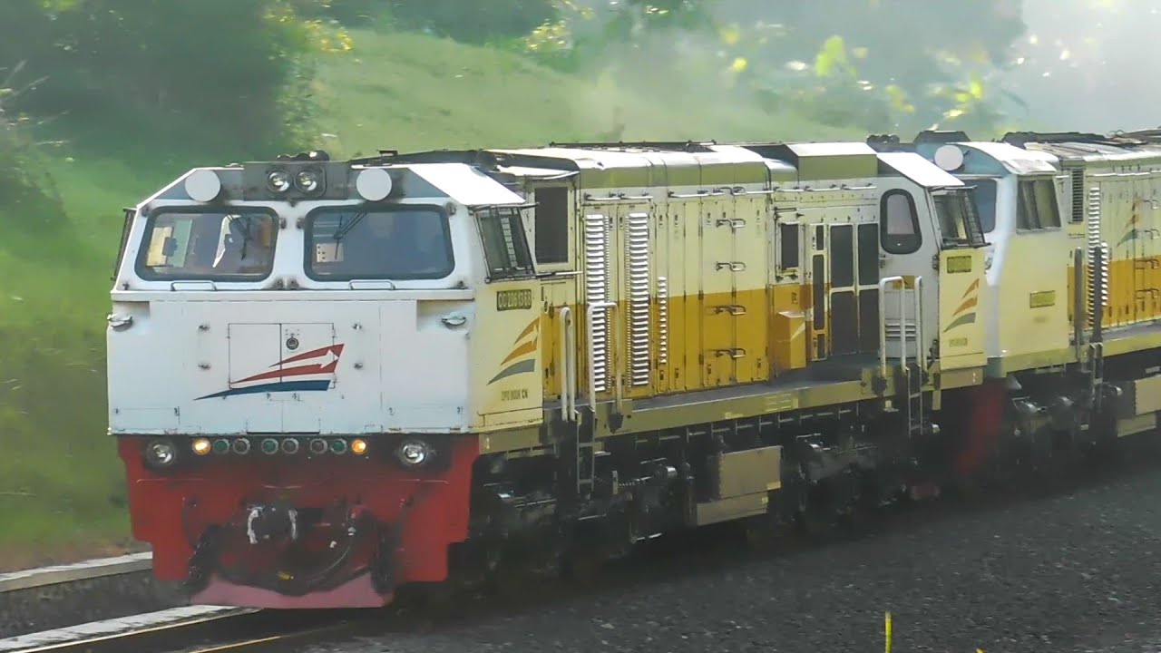 Traksi Ganda di kalimenur masih berselimut kabut