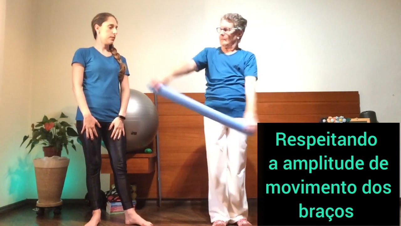 Exercícios pós mastectomia com bastão