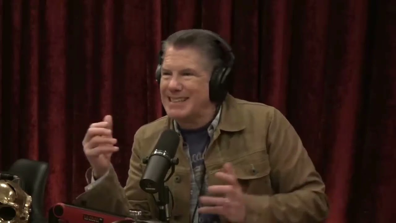 joe rogan Ask former CIA officer to explain Wash trading crypto