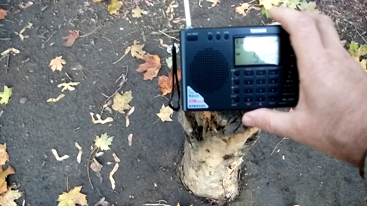 Tecsun PL~380  обзор и сравнение  приема FM  94.5  MHZ.