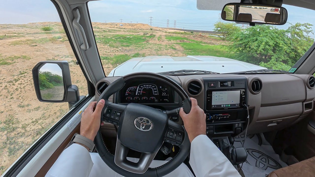 تويوتا لاند كروزر LC76 4.0L قير اوتوماتيك تجربة قيادة من منظور السائق POV | سيارة الرحلات المثالية
