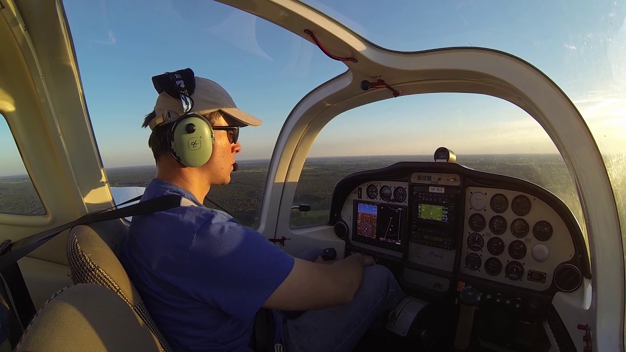 Końcowe podejście do lotniska, Tecnam p2002jf