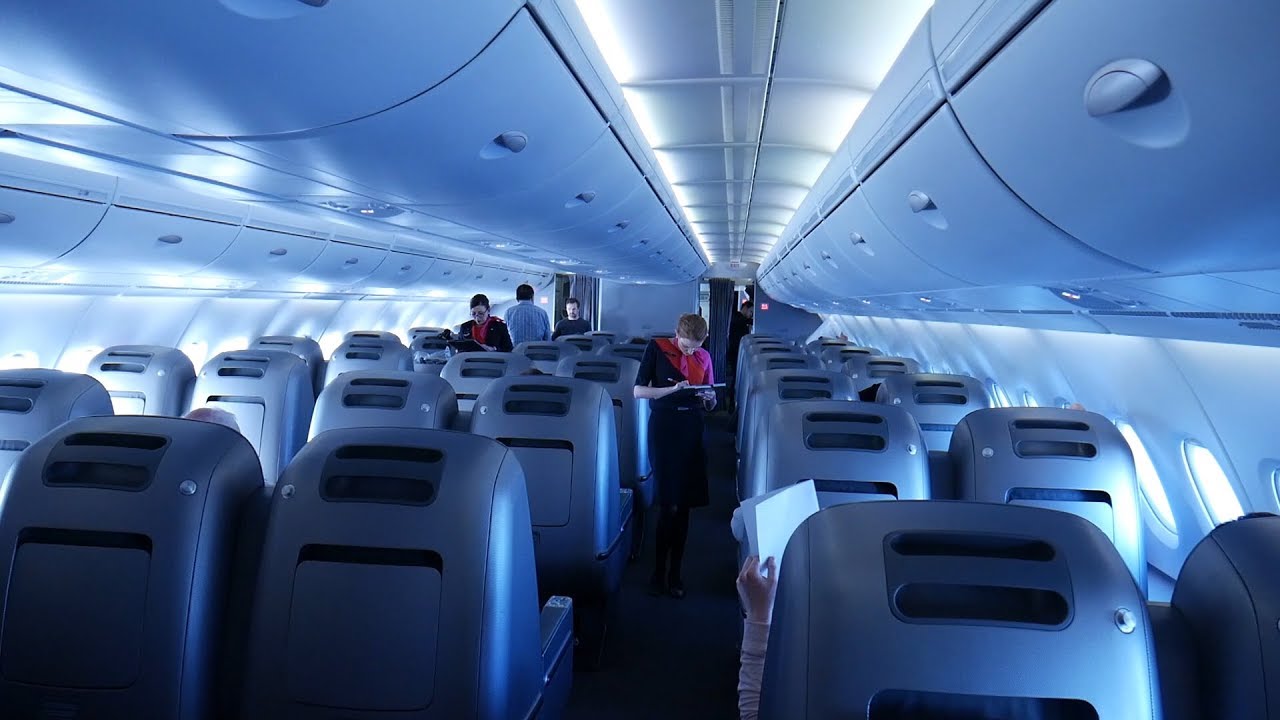 Qantas QF1 A380 Sydney to Singapore Business Class