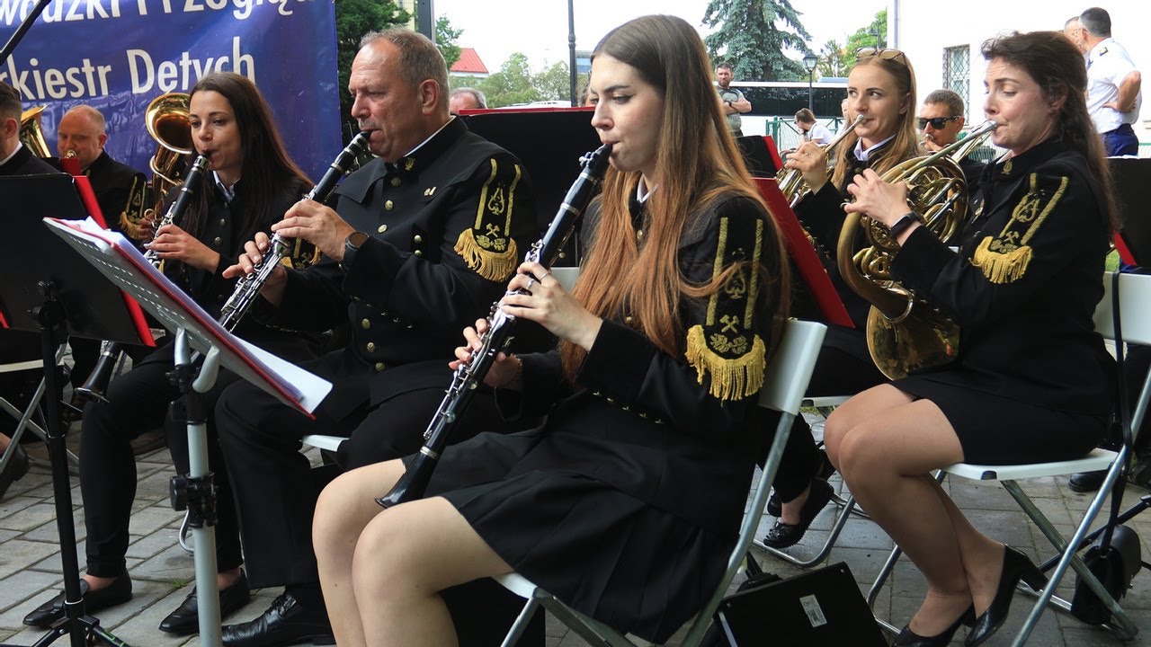 Wojewódzki Festiwal Orkiestr Dętych i Mażoretek - Chojnów 17.06.2023