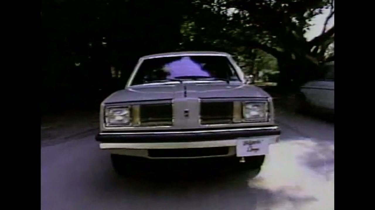 За рулём: Oldsmobile Omega 1980 года