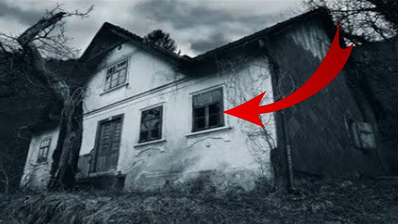 Plötzlich STEHT JEMAND NEBEN UNS im verbotenen HORROR-HAUS