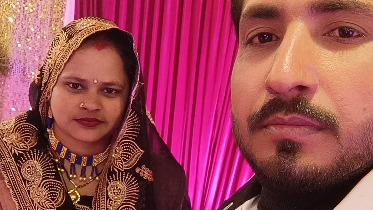इस चैनल पर आपको भजन लोकगीत सोहर गीत बन्ना बन्नी गीत सुनने को मिलेंगे चैनल को लाइक और सब्सक्राइब करें