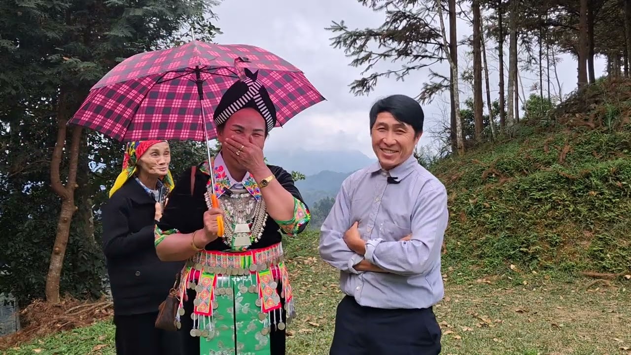 Kwv txhiaj nkauj nrau 