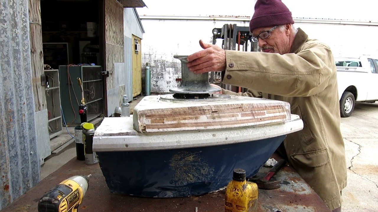 A failed rescue of an old Ideal anchor winch capstan.