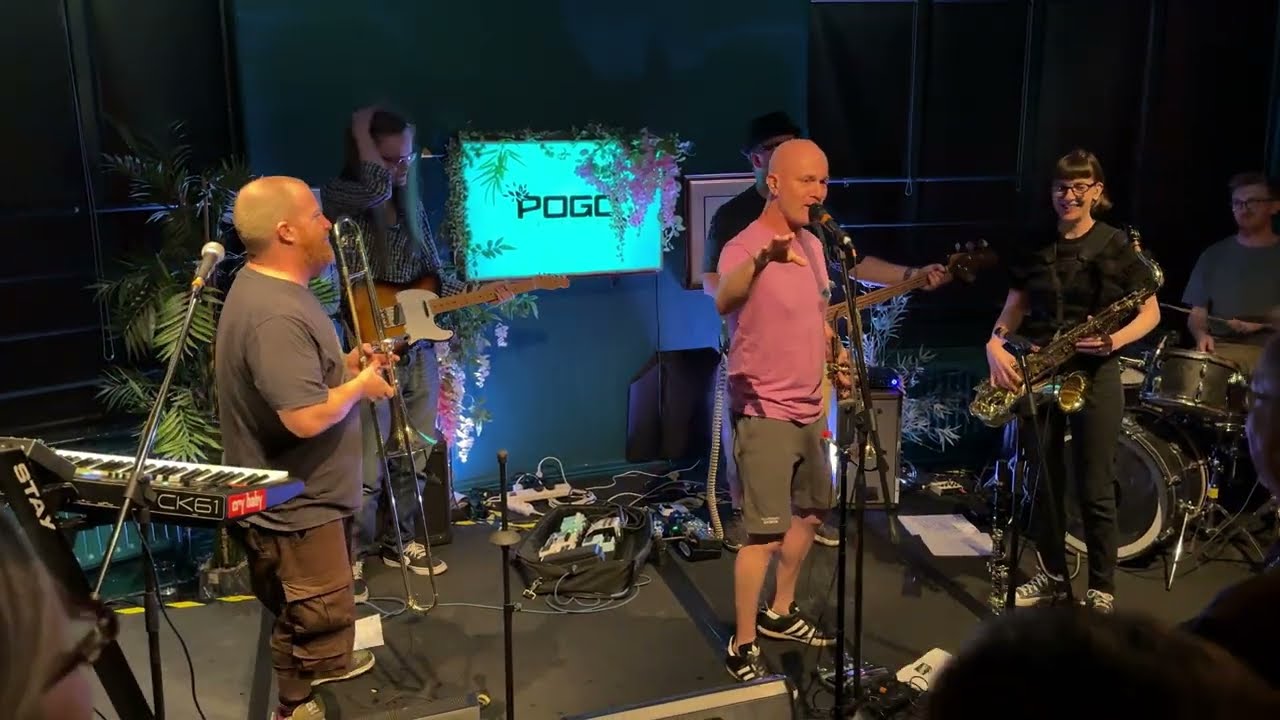 The Shred - live Plymouth Roundabout 2025 ska
