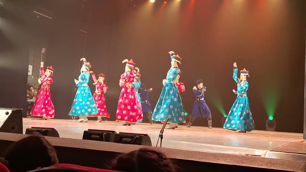 Бурятский танец Ёхор
