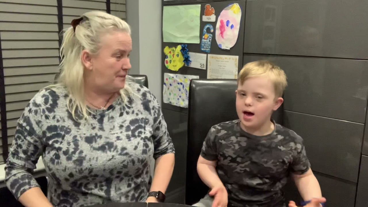 Makaton for ‘TUESDAY’