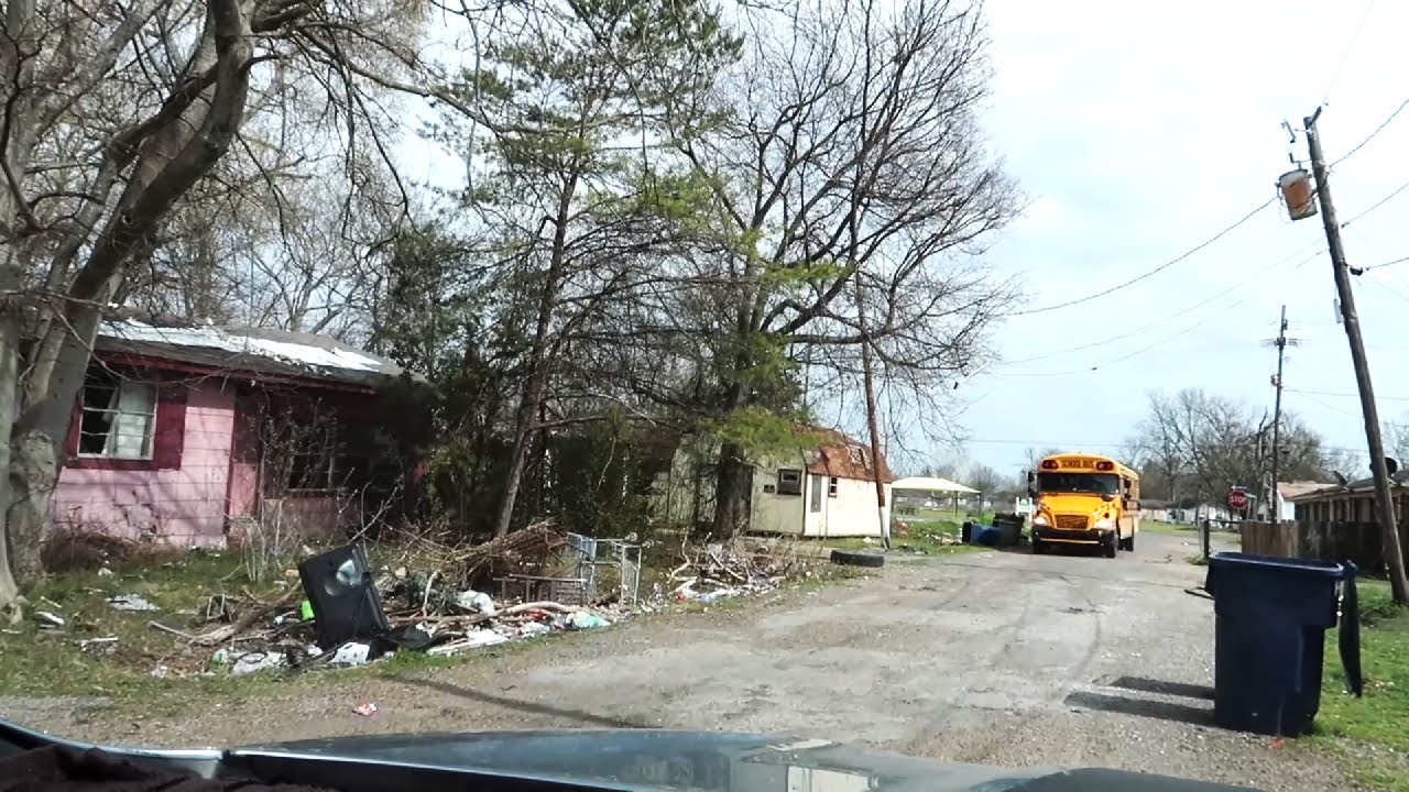 Louisiana Deep Rural Hoods / Tallulah, LA