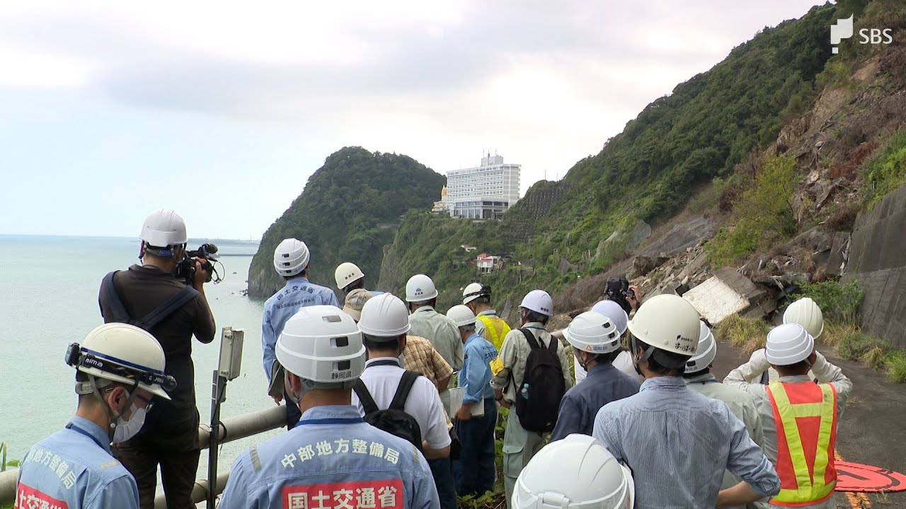 斜面崩落でひび割れ拡大の「浜当目トンネル」国の専門家などが現地調査 早期復旧に向けて意見集める＝静岡・焼津市