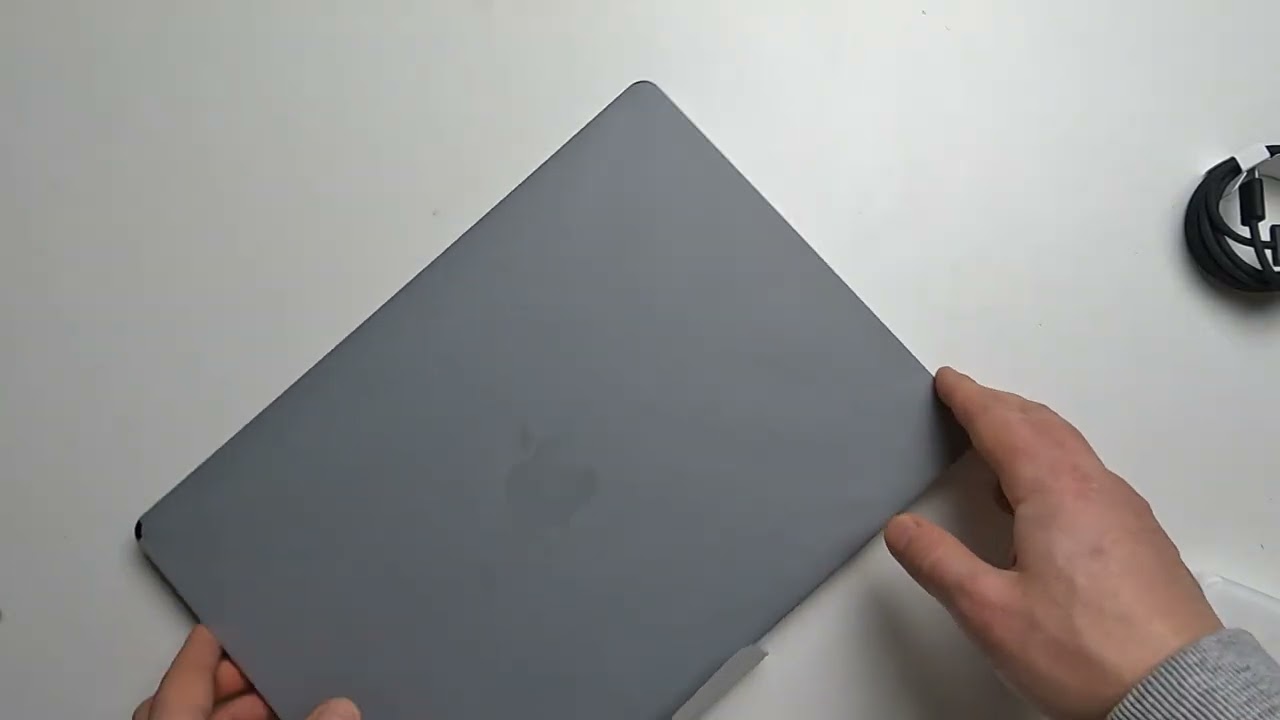 Apple MacBook Pro M4 Pro Unboxing - Lantre.pl
