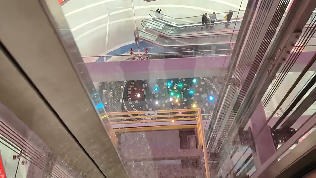 Крутые панорамные лифты KONE MonoSpace 2017г. с KDS-300📍Адрес:ТЦ Каширская Плаза, Москва