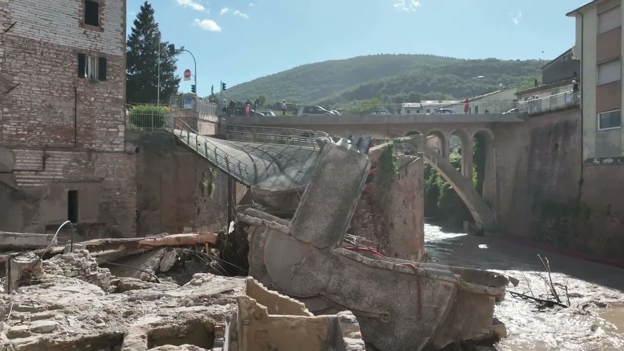 VIDEO  ALLUVIONE APOCALITTICA  SASSOFERRATO 2022