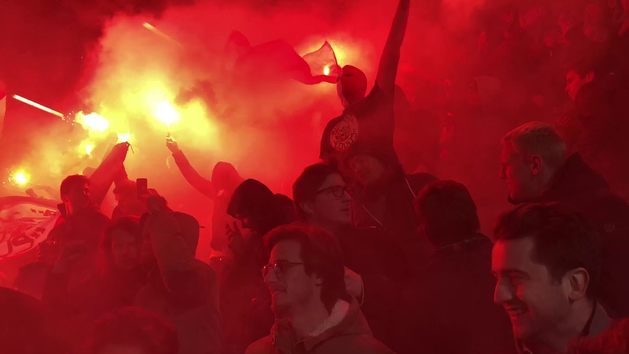 28/10/2018 Sfeer RAFC fans op Waasland-Beveren