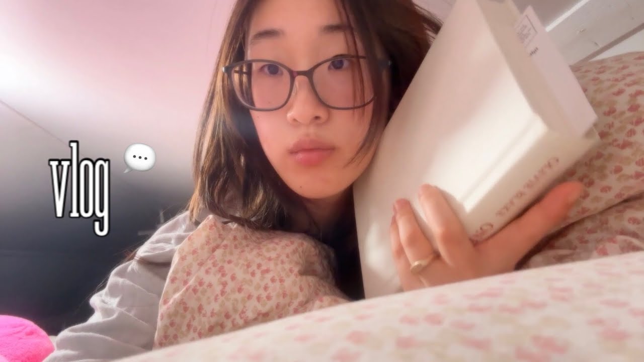 introvert's slice of life | cafe reading session, grocery run + comfort meals, night skincare, etc.