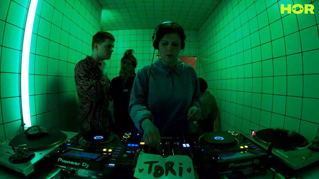 Radiant Love -  Byron Yeates B2B D. Tiffany / December 25 / 6pm-8pm
