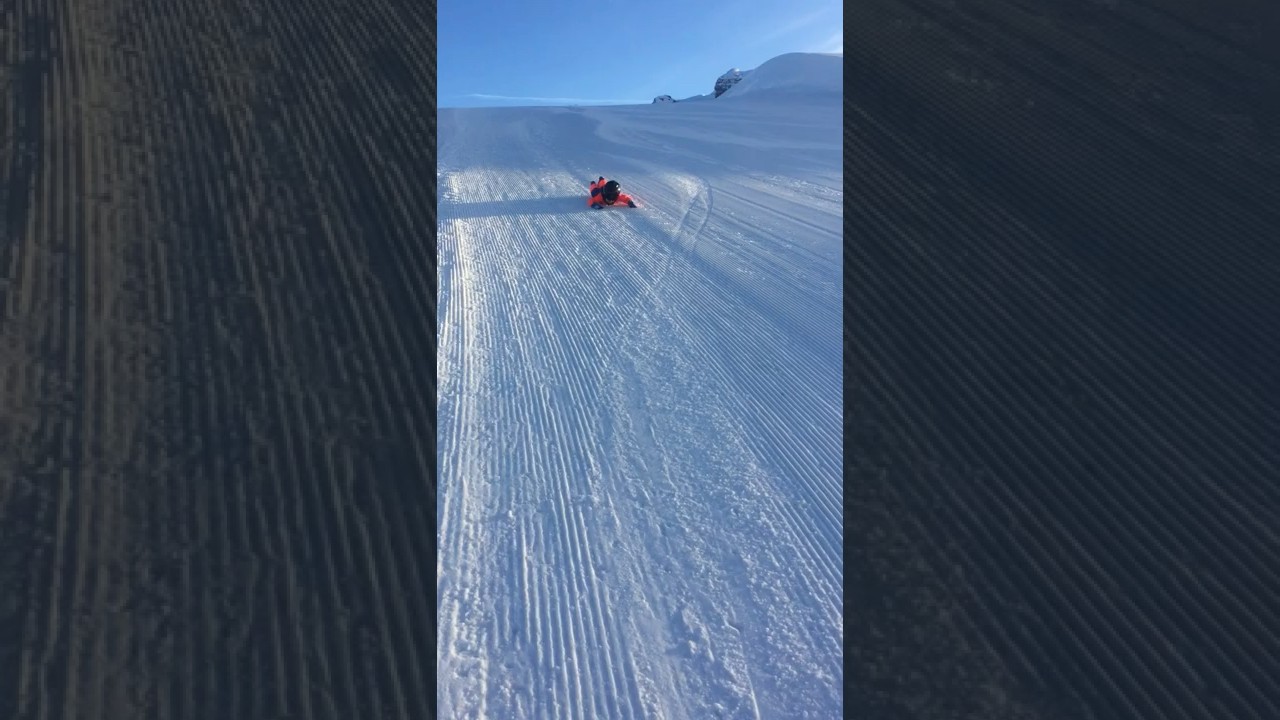 Scivolare sulla neve come pinguini... Cima Grost&egrave;, Madonna di Campiglio (TN) - @tuttitaly