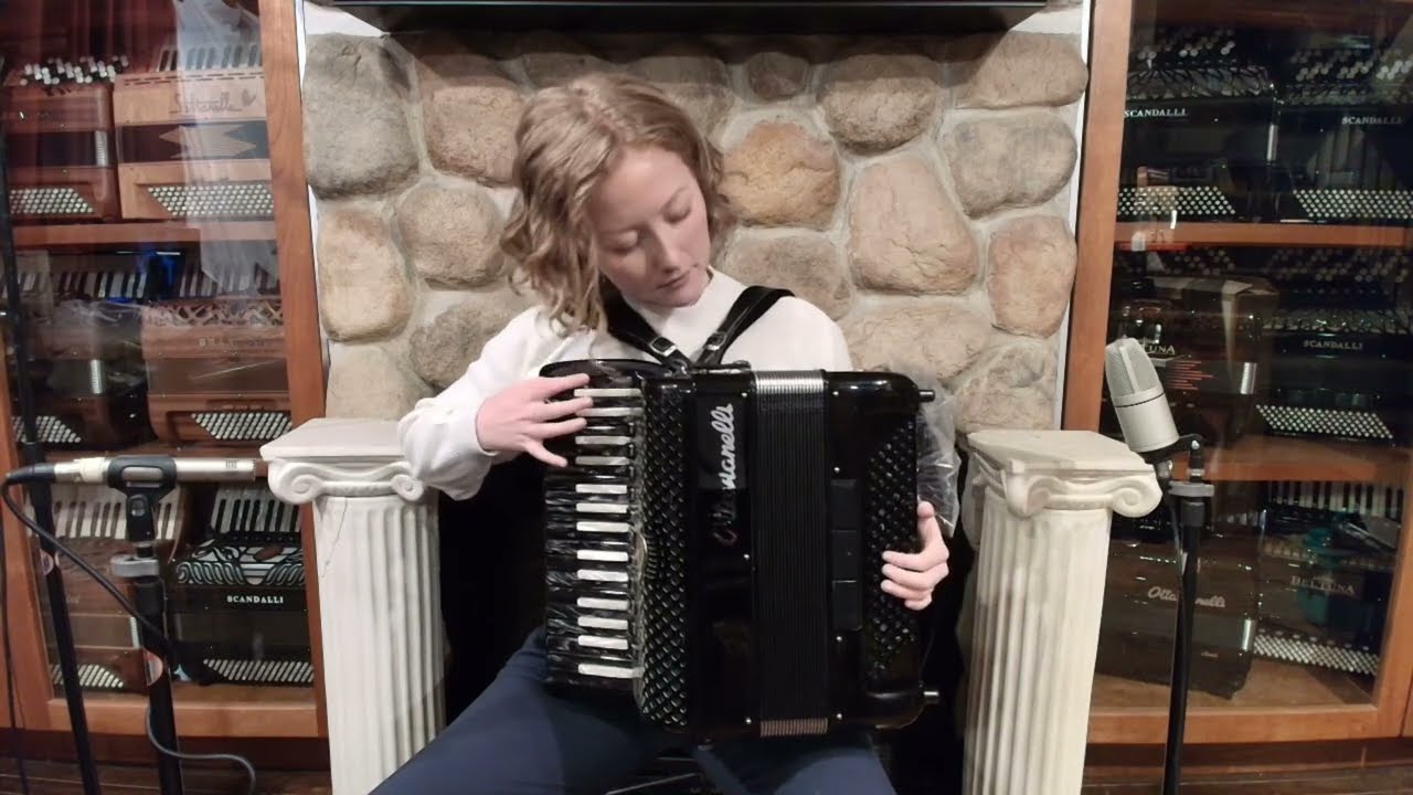 OTTACUBIIIBI - Black Inverted Ottavianelli Cub III Piano Accordion LMMM 32 96 $4499